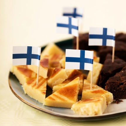 Patyczki koktajlowe Finlandia 8cm 50szt