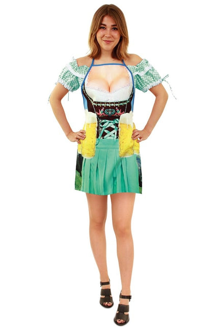 Kobieta w fartuchu Oktoberfest Dirndl