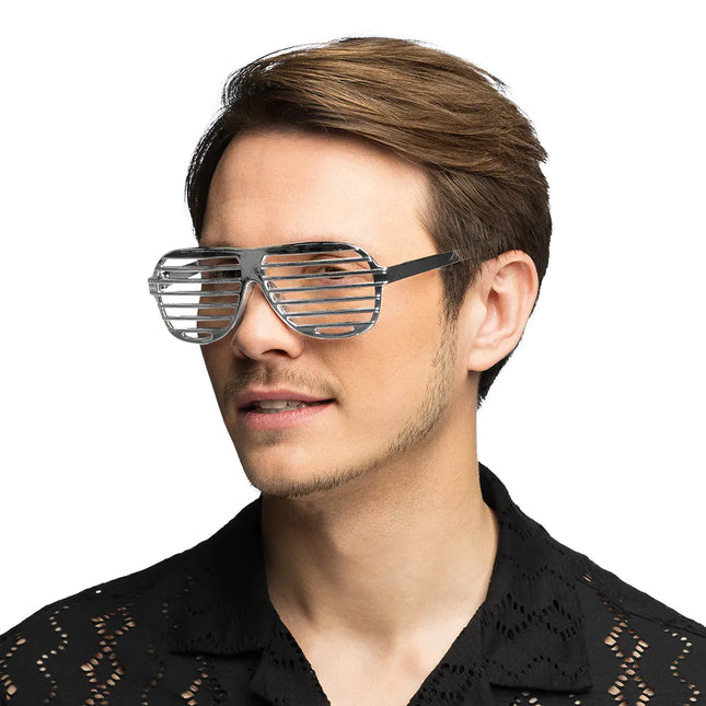 Srebrne okulary w paski