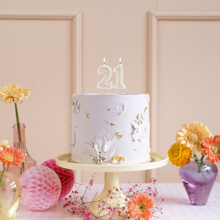 1 Jaar Kaars Beige 10cm van Partydeco koop je bij Partywinkel