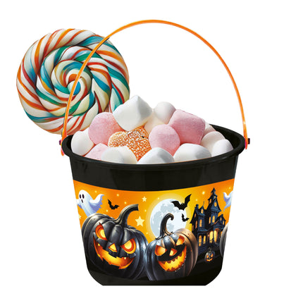 Czarny koszyk na Halloween ze słodyczami