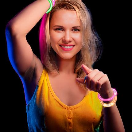 Kolorowa bransoletka świecąca w ciemności 8cm 4szt