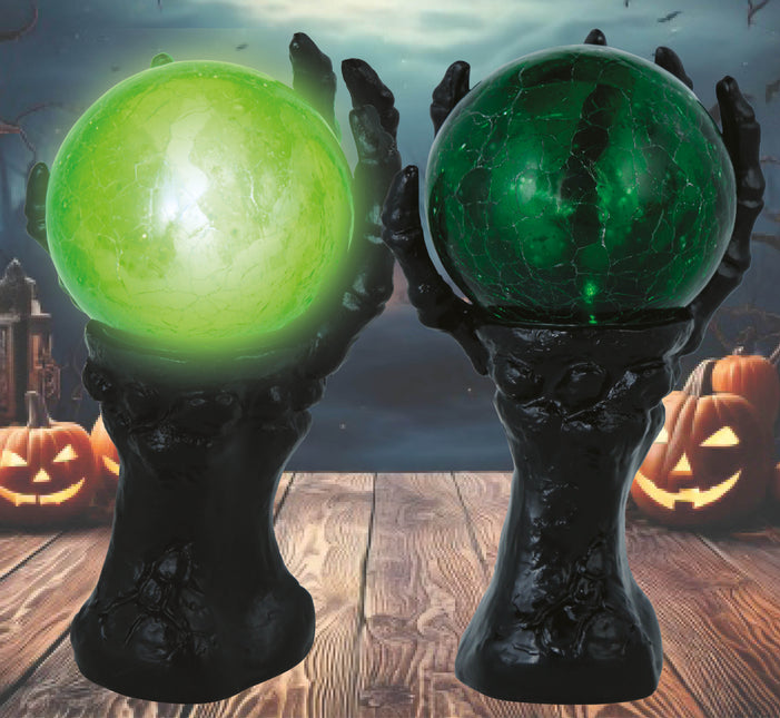 Dekoracja na Halloween Ręka z kryształową kulą i światłem 14,5 cm