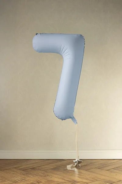 7 Jaar Cijfer Ballon Lichtblauw Mat Leeg 86cm van Partydeco koop je bij Partywinkel