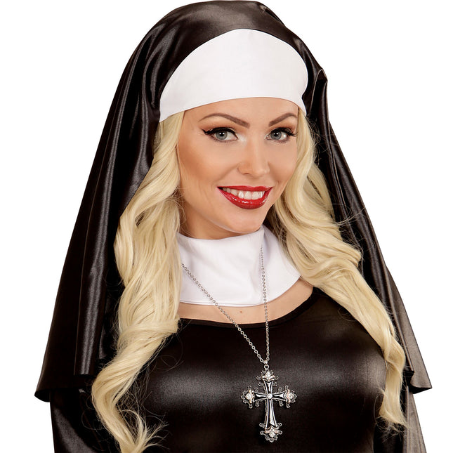 Naszyjnik na Halloween Czarny srebrny krzyż