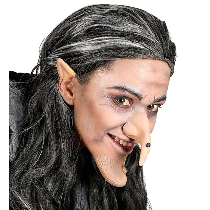 Fałszywy nos czarownicy na Halloween