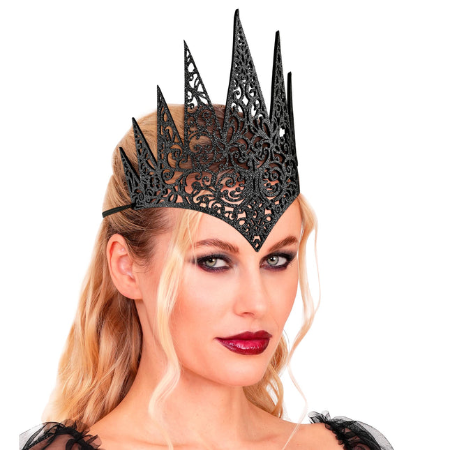 Czarna korona na Halloween