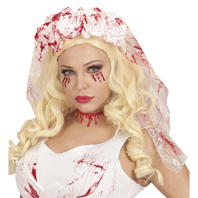 Krwawa zasłona na Halloween