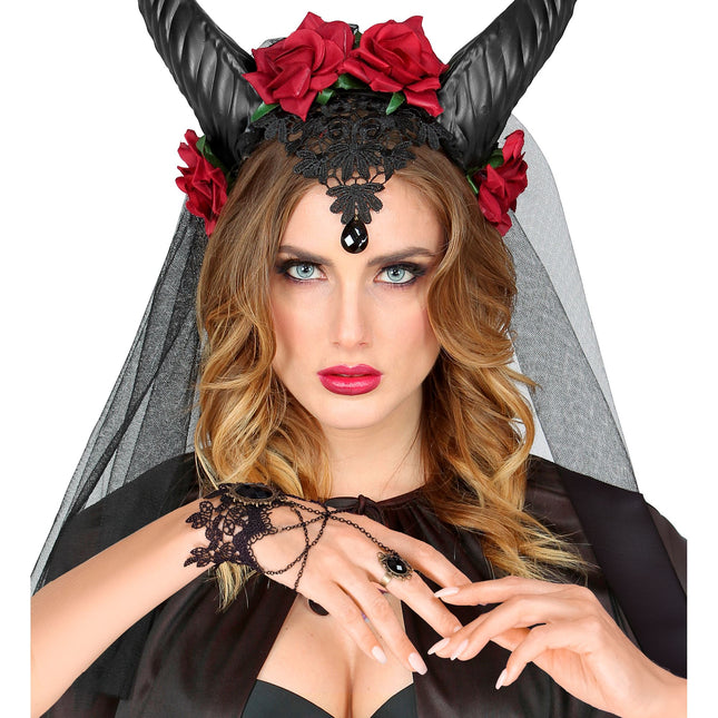 Bransoletka na Halloween z czarnym kamieniem i koronką