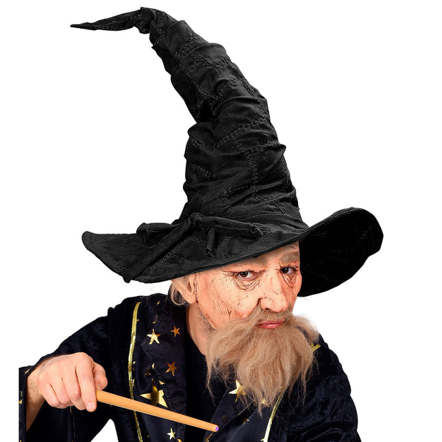 Halloweenowy czarodziej kapeluszy