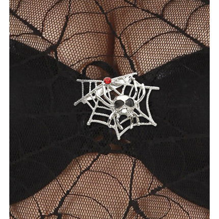 Pajęcza broszka na Halloween