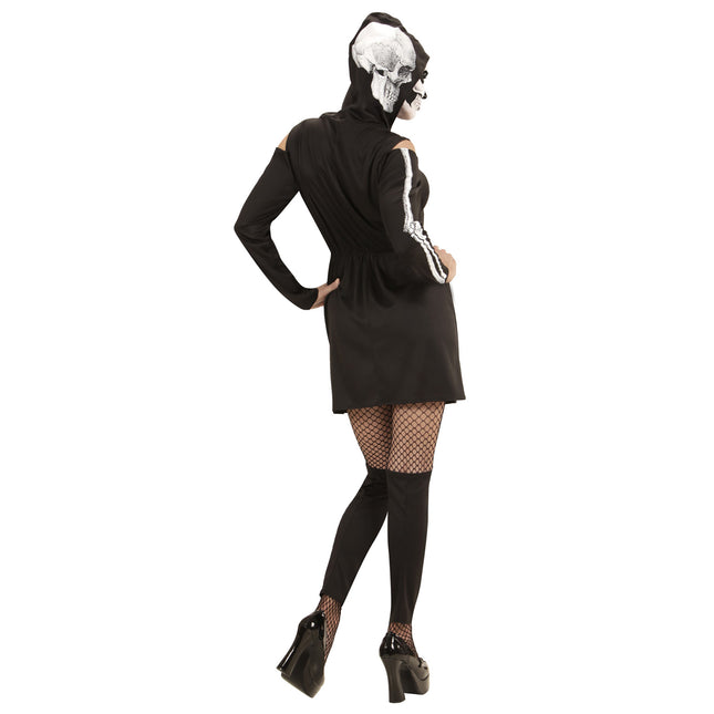 SKELET GIRL