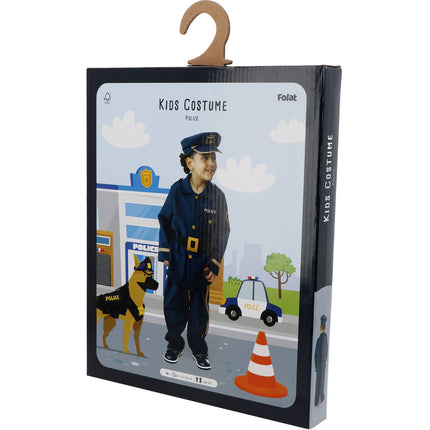 <tc>Folat</tc> Chłopiec w kombinezonie policyjnym