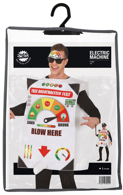 Alkomat w policyjnym kombinezonie