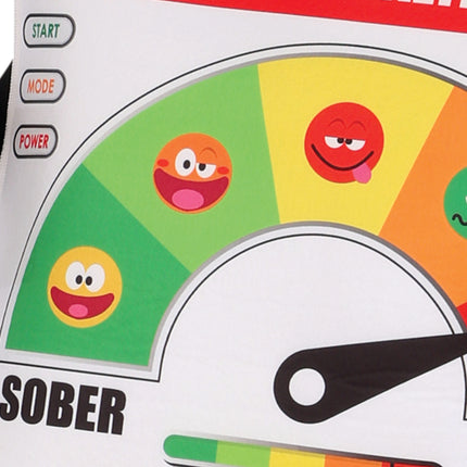 Alkomat w policyjnym kombinezonie