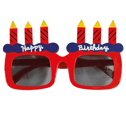 Świeczki urodzinowe w kieliszkach