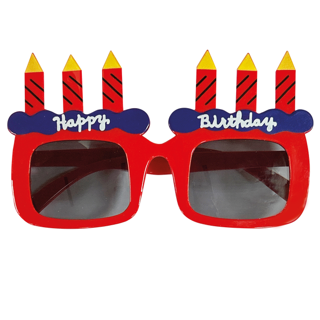 Świeczki urodzinowe w kieliszkach