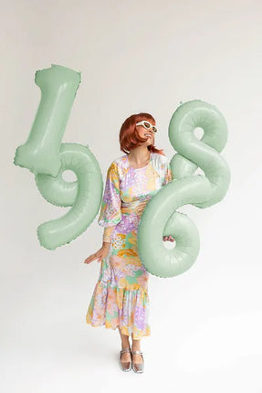 Balon z figurką na 6 lat miętowo-zielony pusty 72 cm