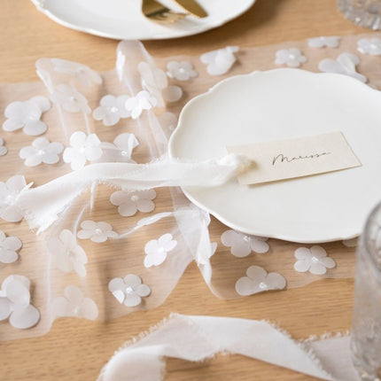 Bloemen Tafelloper Doorzichtig 5m van Partydeco koop je bij Partywinkel