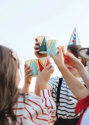 Circus Bekers 220ml 6st van Partydeco koop je bij Partywinkel