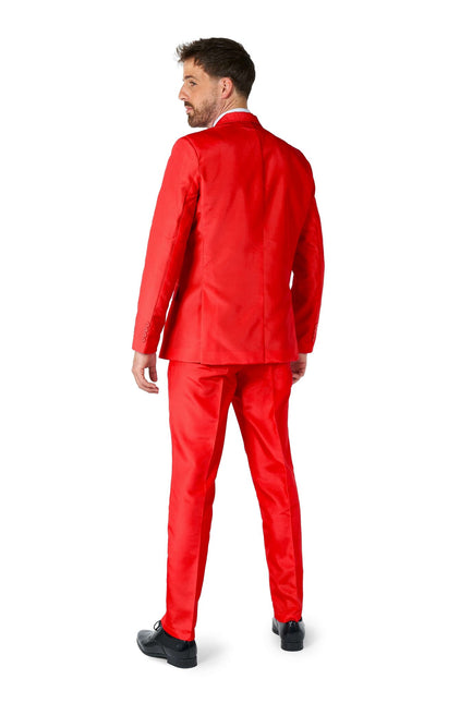 Mężczyźni w czerwonych garniturach <tc>Suitmeister</tc>