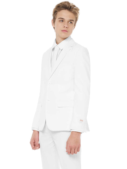 Nastolatek w białym garniturze <tc>OppoSuits</tc>