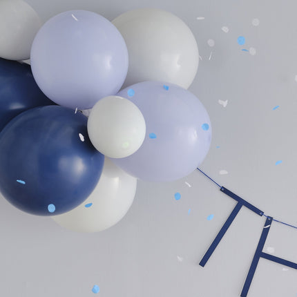 Niebieska girlanda 30 lat z balonami 1,5 m