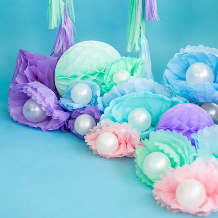 Pompon jasnoniebieski 25 cm