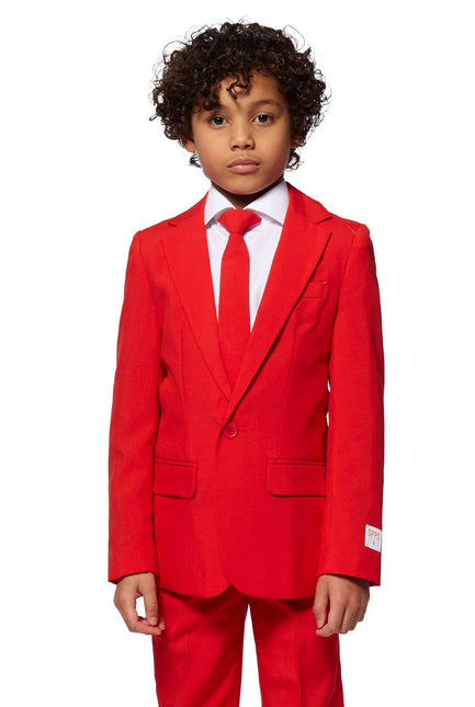 Chłopiec w czerwonym garniturze <tc>OppoSuits</tc>