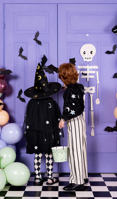 Skrzydła nietoperza na Halloween