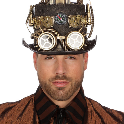 Steampunkowy kapelusz z lampą górniczą