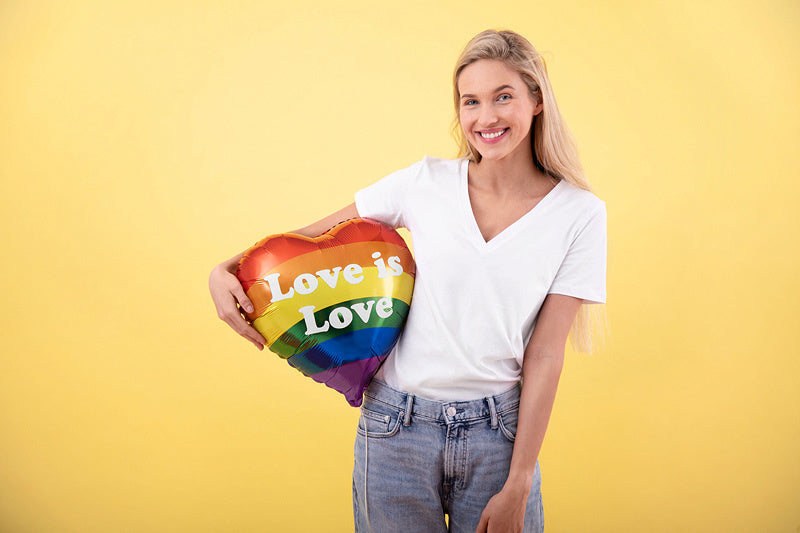 Balon helowy Love Is Love pusty 35cm