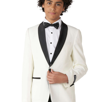 Nastolatek w białym smokingu <tc>OppoSuits</tc>