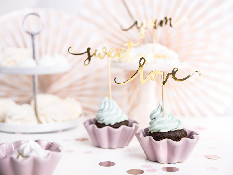 Nakładki na babeczki Gold Sweet Love Yum 13cm 6szt.