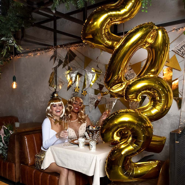 Gouden Slinger Glitter Papier 6m van Boland koop je bij Partywinkel