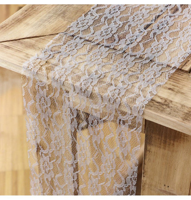 Grijze Tafelloper Kant 3,1m 3st van CHAKS koop je bij Partywinkel