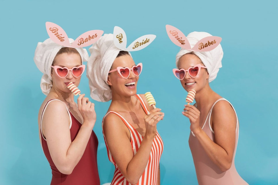 Haarbanden Bride Babes 6st van Partydeco koop je bij Partywinkel