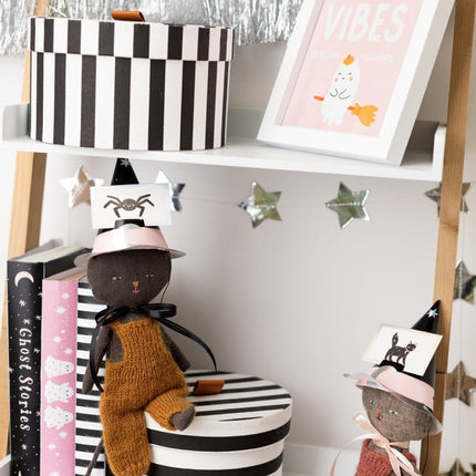 Halloween Kaartspel Wie Ben Ik 46 delig van Partydeco koop je bij Partywinkel