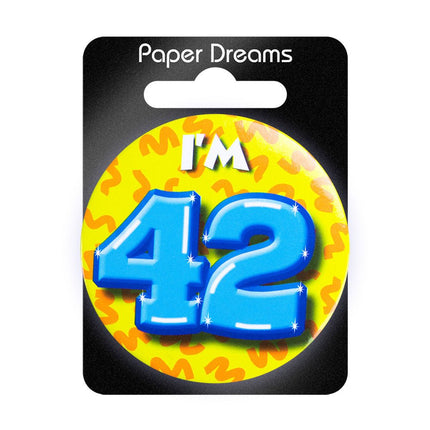 I'm 42 Button 42 Jaar 5,5cm van Paper Dreams koop je bij Partywinkel