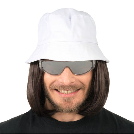 Lorenzo - peruka z ciemnobrązowymi włosami i białym kapeluszem