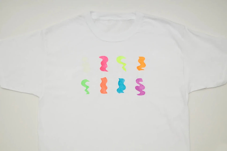 Moon Glow Glow in the Dark Fabric Paint Yellow 30ml van Moon Creations koop je bij Partywinkel