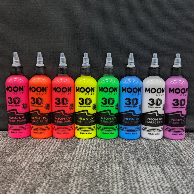 Moon Glow Neon UV Fabric Paint 125ml Intense Green 125ml van Moon Creations koop je bij Partywinkel