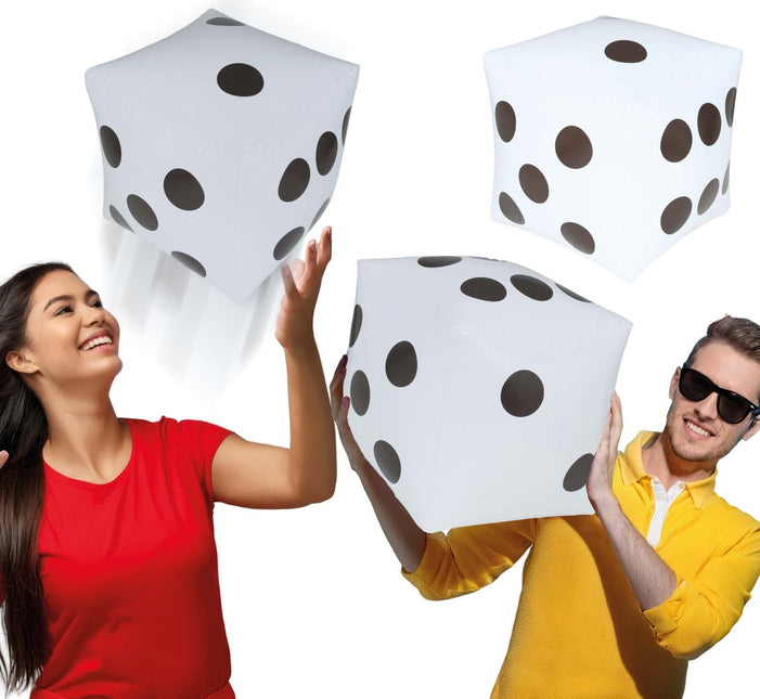 Opblaasbare Dobbelsteen 30x30 cm van Fiestas Guirca koop je bij Partywinkel