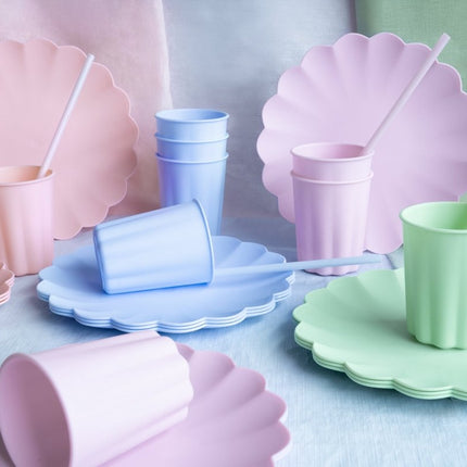 Roze Borden 22cm 4st van Partydeco koop je bij Partywinkel