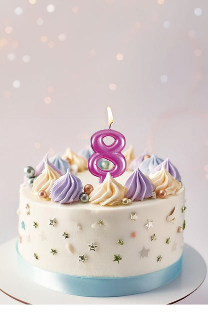 Roze Kaars 8 Jaar Metallic 8cm van Fiestas Guirca koop je bij Partywinkel