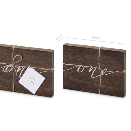 Tafelnummer One 18cm van Partydeco koop je bij Partywinkel