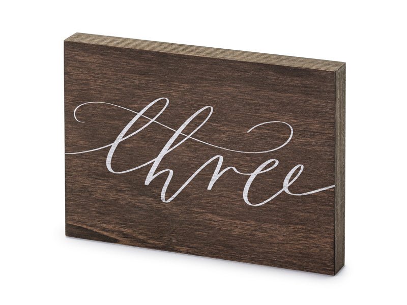 Tafelnummer Three 18cm van Partydeco koop je bij Partywinkel