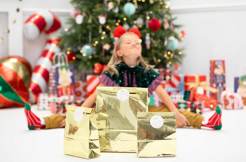 Uitdeelzakjes Goud 28cm 3st van Partydeco koop je bij Partywinkel