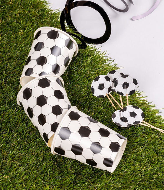 Voetbal Bekers 9cm 8st van Paper Dreams koop je bij Partywinkel