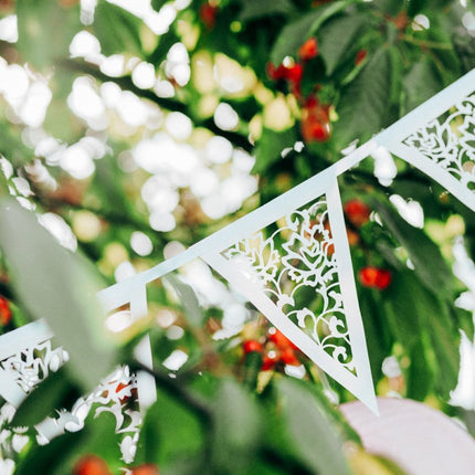 Witte Slingers Doorzichtig 3m van Partydeco koop je bij Partywinkel